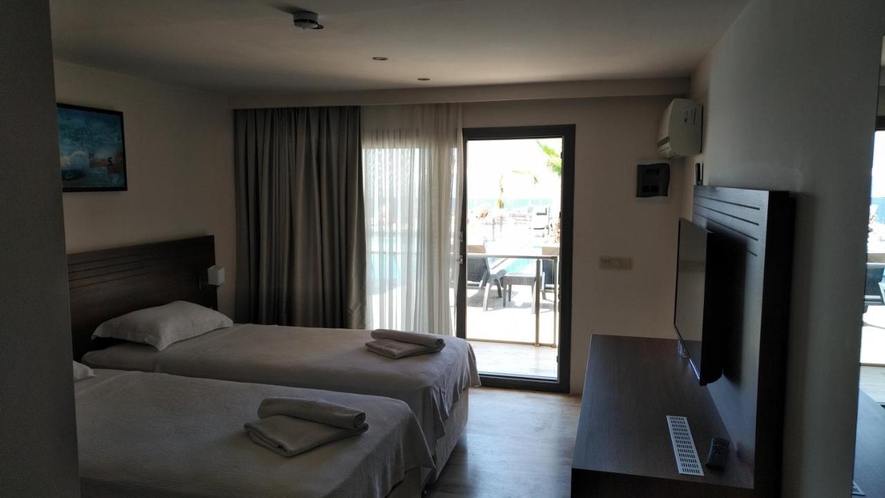 Neopol Hotel 库萨达斯 外观 照片